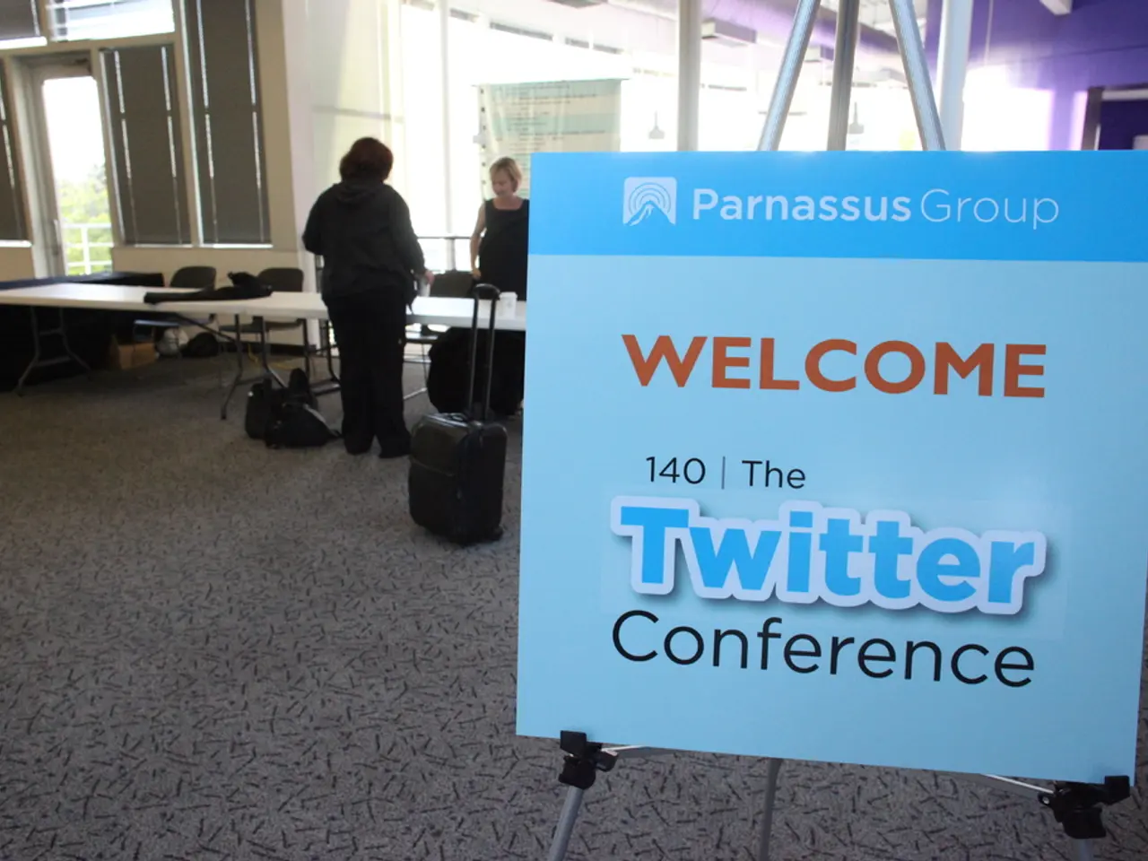 Freenet Experiences Growth in Sales Revenue and Profits