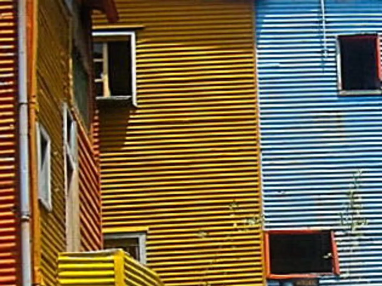 Family-run enterprise hailing from Obertshausen, titled Grand Bau