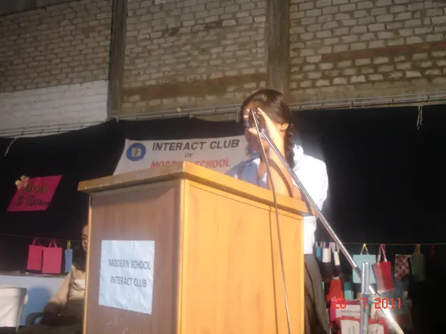 Addressing Public Criticism: Strategies for Leaders