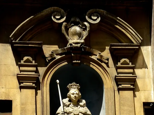 Businessman in Hildesheim found guilty of defrauding investors out of 26 million euros.