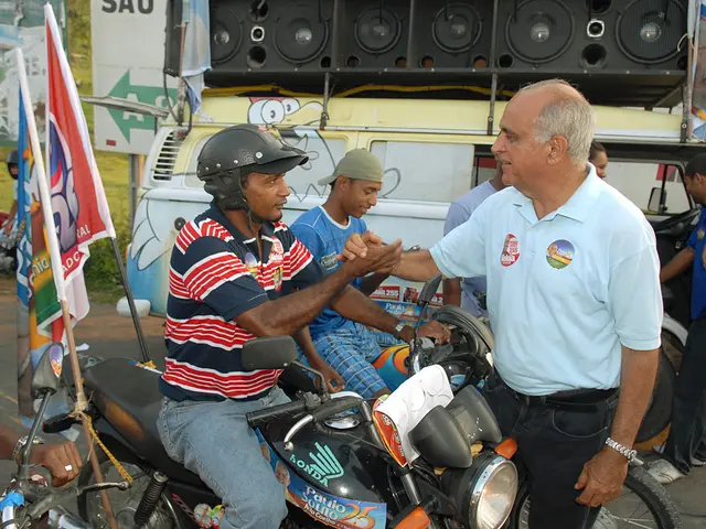 Strategies for Maintaining Two-Way Dialogue with Clients