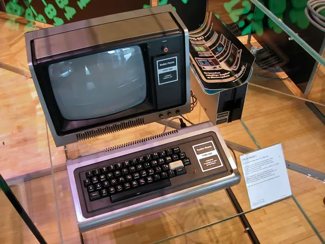 count of individuals engaged in service industry employment