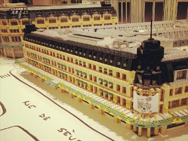 Organizational Structures: An Overview with Graphical Representations (9 Different Types)