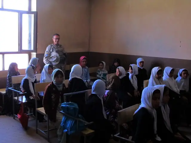 Investment in integration courses urged during Cities Day celebrations