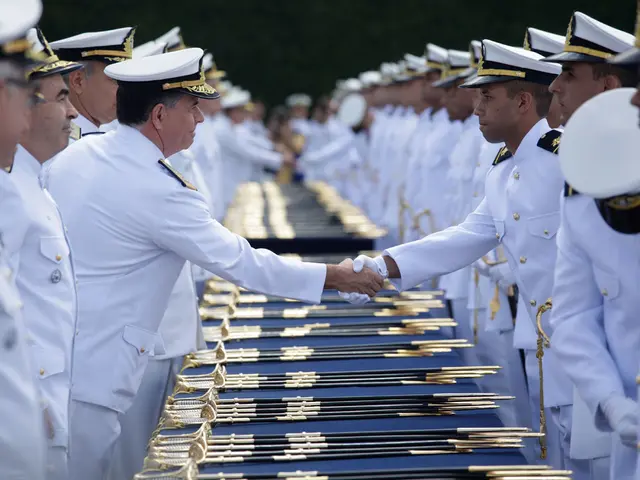 The Influence of the 10-80-10 Rule on Successful Leadership