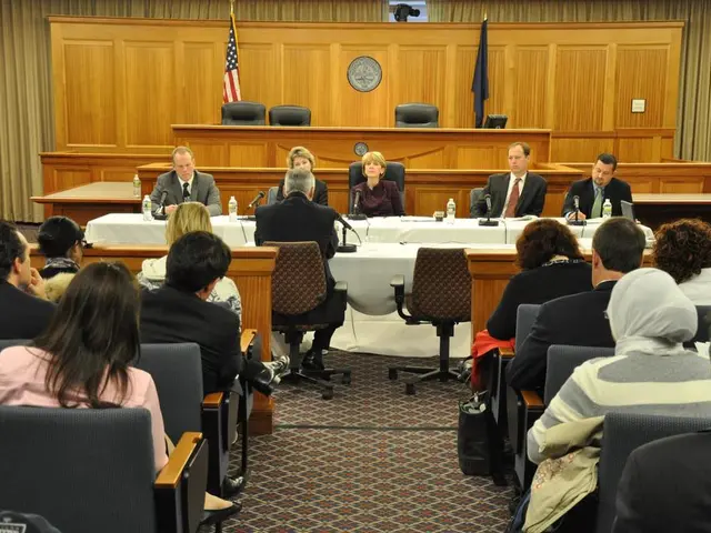 Moroccan Prime Minister greets our site's Chairman from the National Assembly
