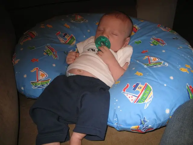 Former branch manager of Huntington files lawsuit against bank, accusing them of FMLA violations