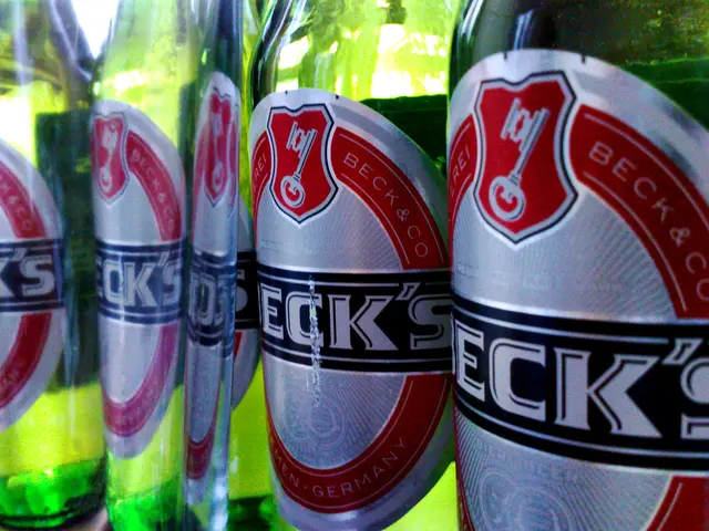 Exploring the resilience behind green bonds amidst various challenges