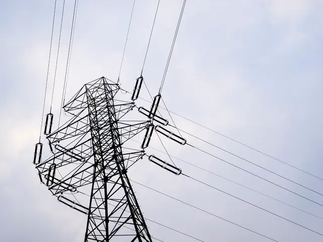 Gulf Power Grid is close to completing major aerial power lines, facilitated by Kuwait's efforts.