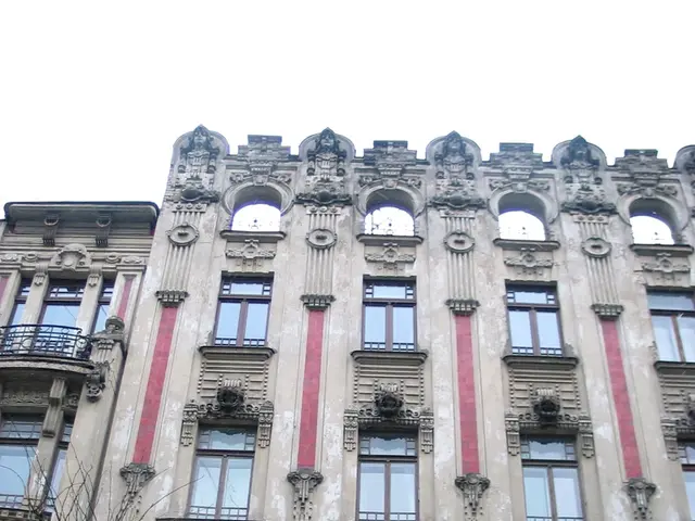 Large crowd flocks to Stuttgart-21 location - trial operation set for October 2025