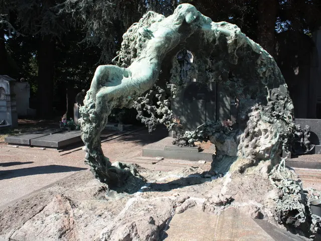 Funeral Expenses: Guiding Relatives and Caregivers on Costs and Considerations