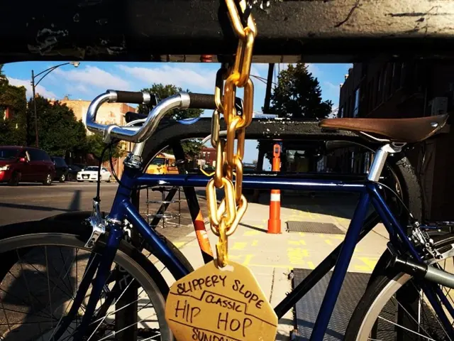 Road Maintenance on the B49 Stretch between the Forested Mine Connections and Kleinlinden Exit