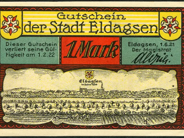 The image shows an old German cigarette card with a picture of a field on it. The card has text...