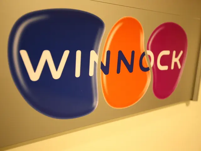 The image shows a wall with a sign that reads "Winnock" on it, indicating that it is a stock...