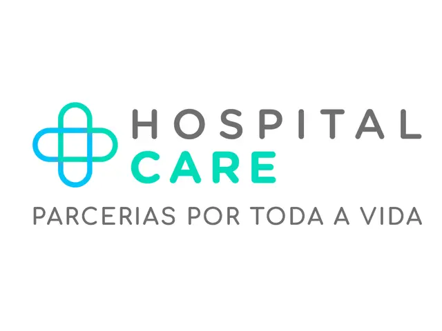 The image shows a white background with the text "hospital care parcerias por toda a vida" written...