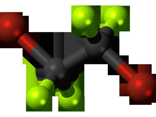 The image shows an animated molecular model of a benzene molecule with red and green spheres...