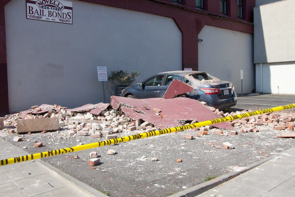 Federal Bank Urges Halting Pension Expansion Without Tax Deductions